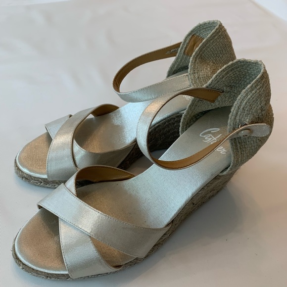 castaner silver wedges